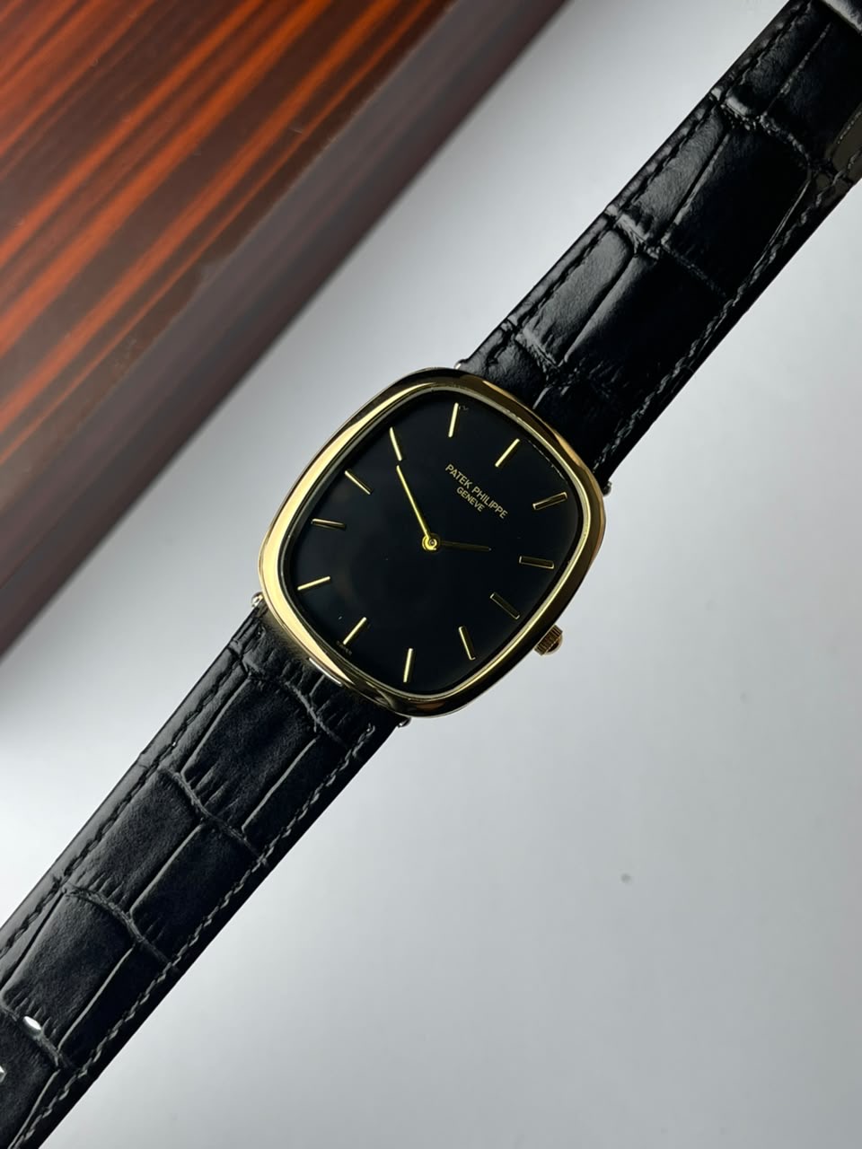 The Ellipse — Ultra Thin Dress Collection - Golden Shield & Black Dial